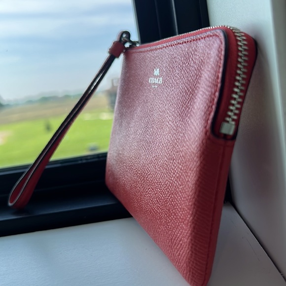 L zip wristlet in Coach’s signature Sun orange color - Picture 5 of 6